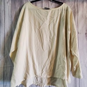 Soft Surroundings Light Cream Tunic Top